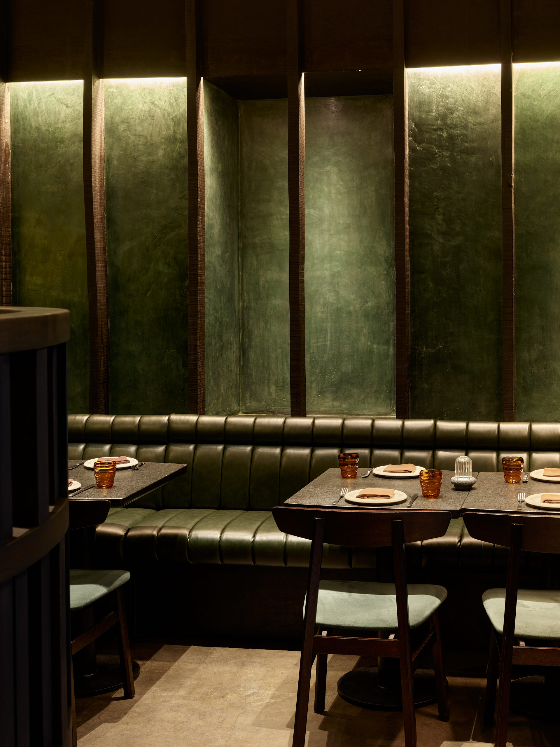 ahp0152 · Case Design, Restaurant Otra